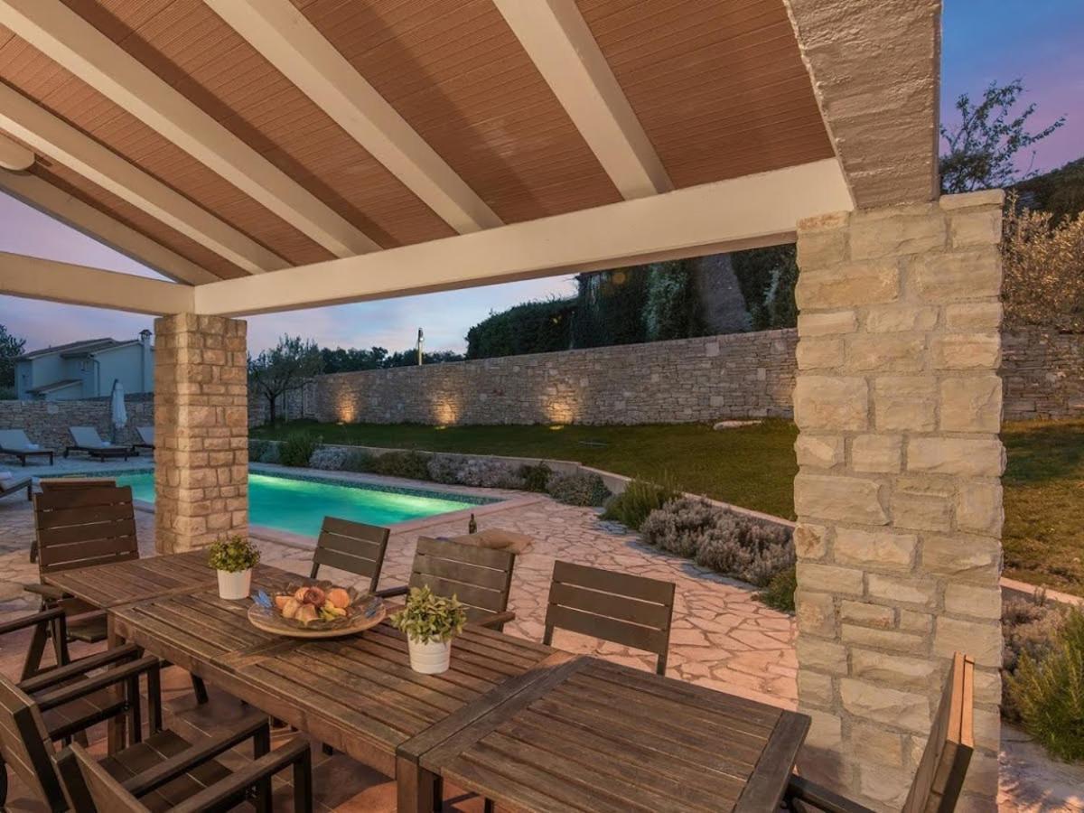Villas Adagio Rojnići Buitenkant foto